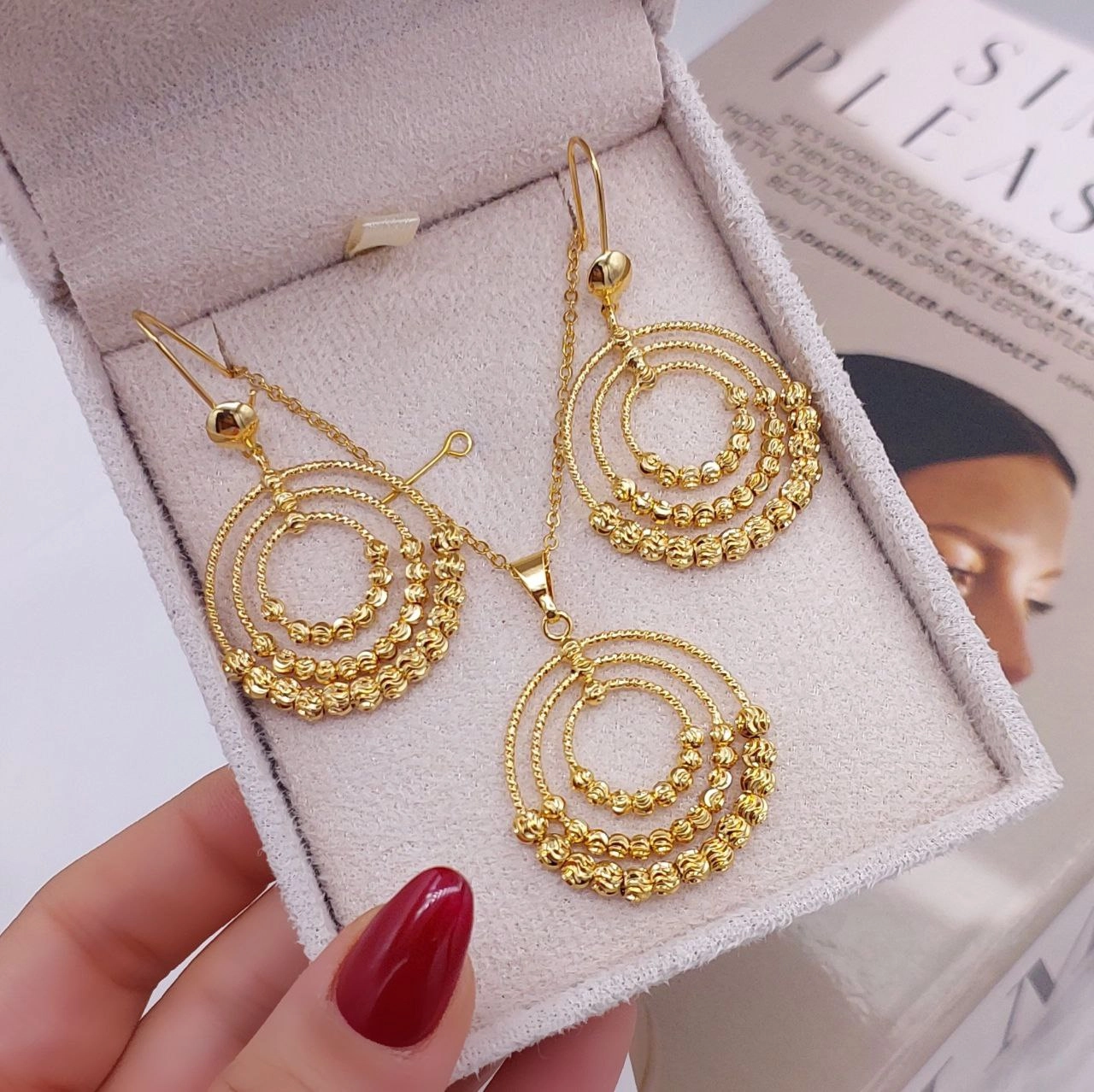 نیمست زنانه