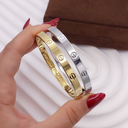 بنگل زنانه،دستبند زنانه