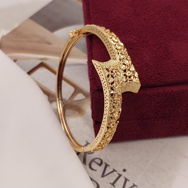 دستبند زنانه