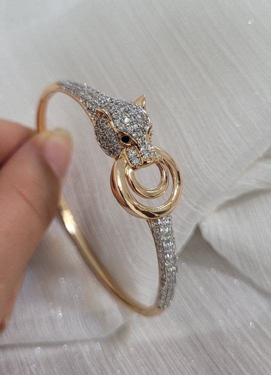 دستبند زنانه