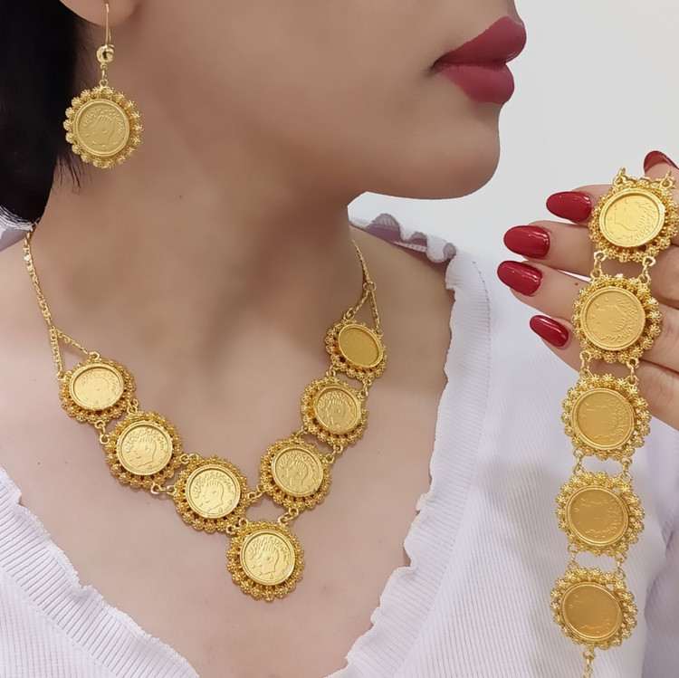 سرویس زنانه