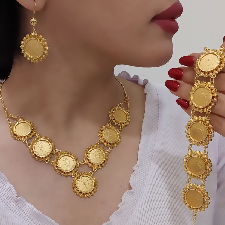 سرویس زنانه