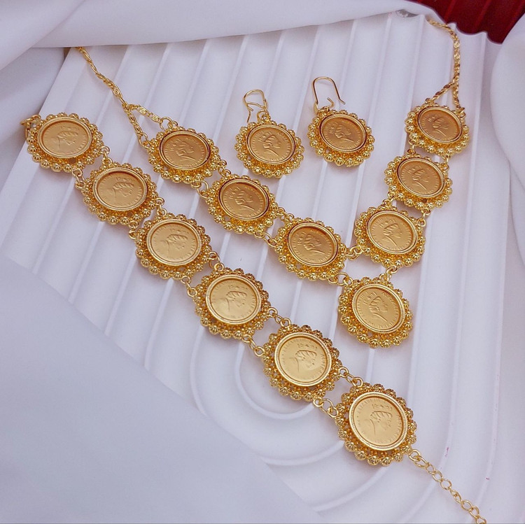 سرویس زنانه