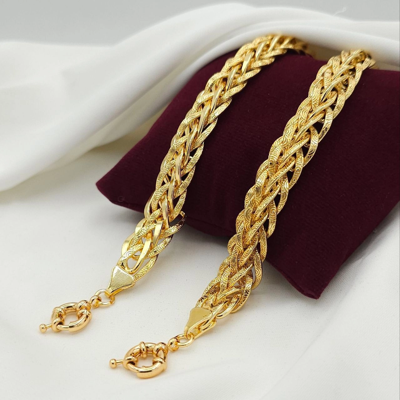 دستبند زنانه