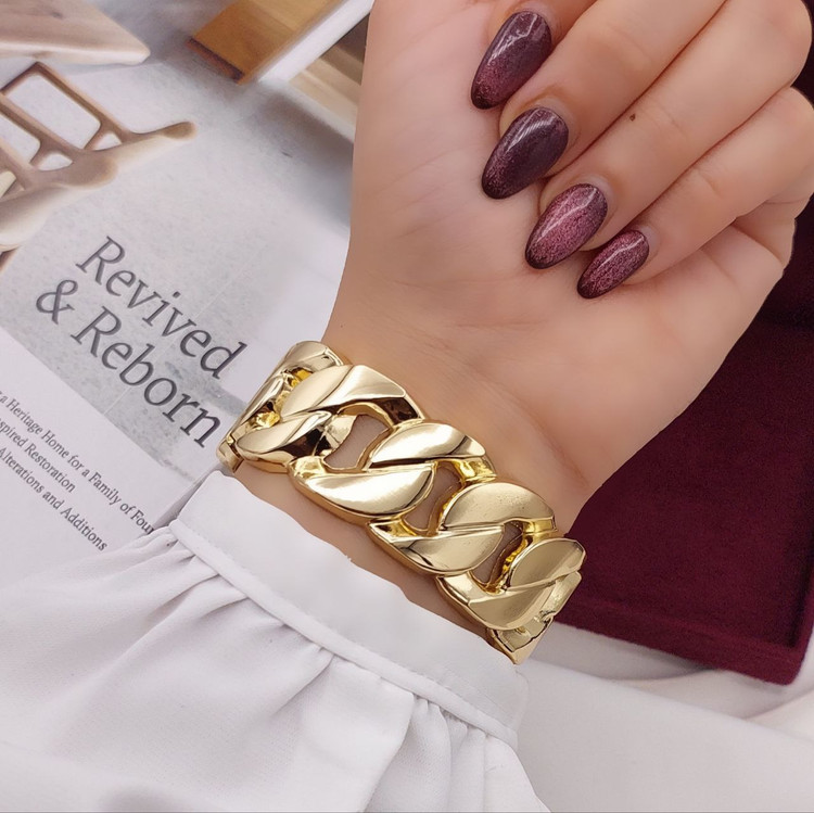 دستبند زنانه