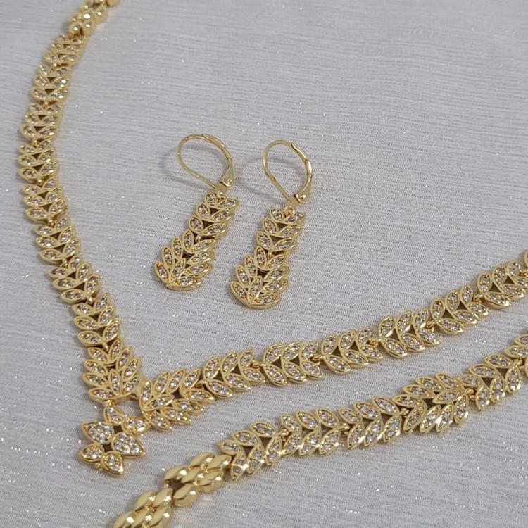 سرویس زنانه