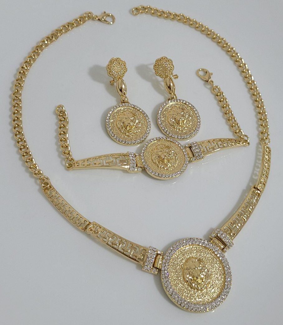 سرویس زنانه