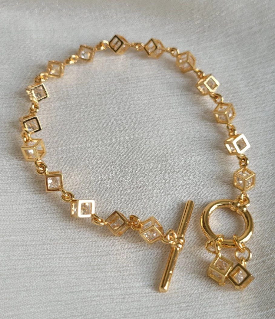 دستبند زنانه