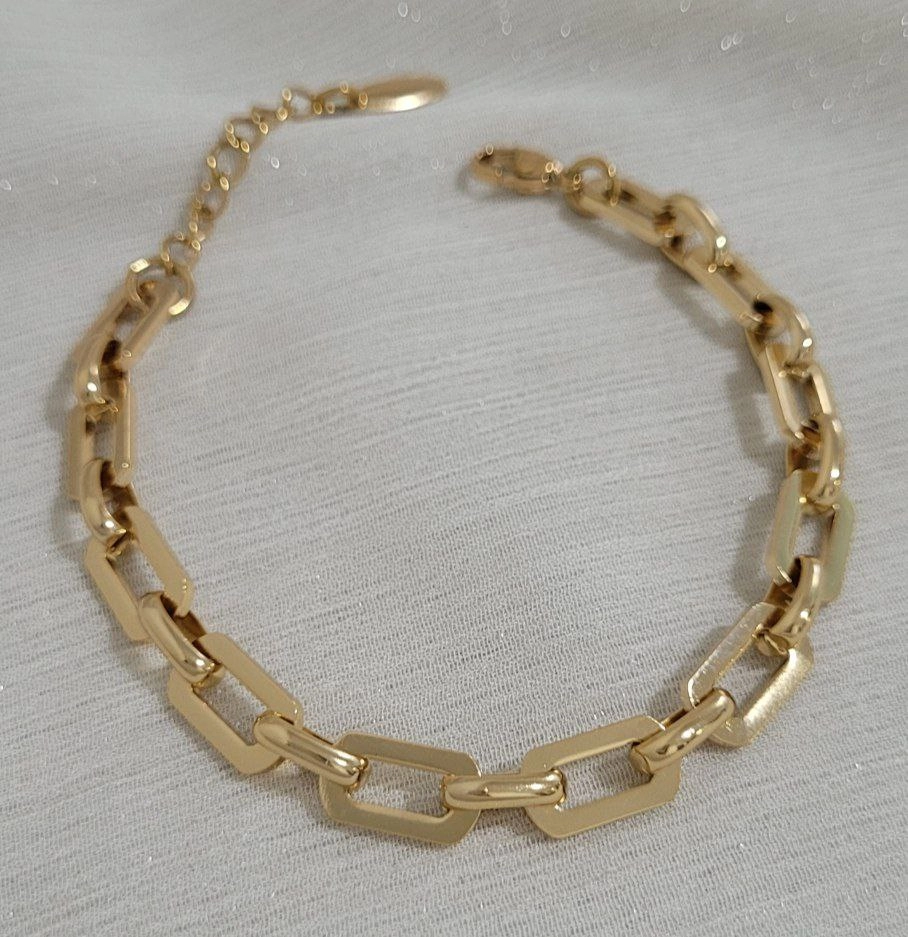 دستبند زنانه