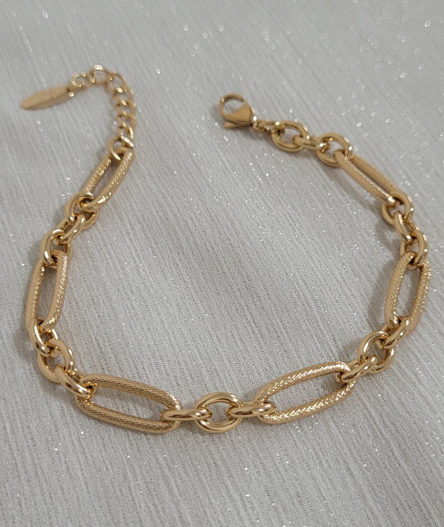 دستبند زنانه