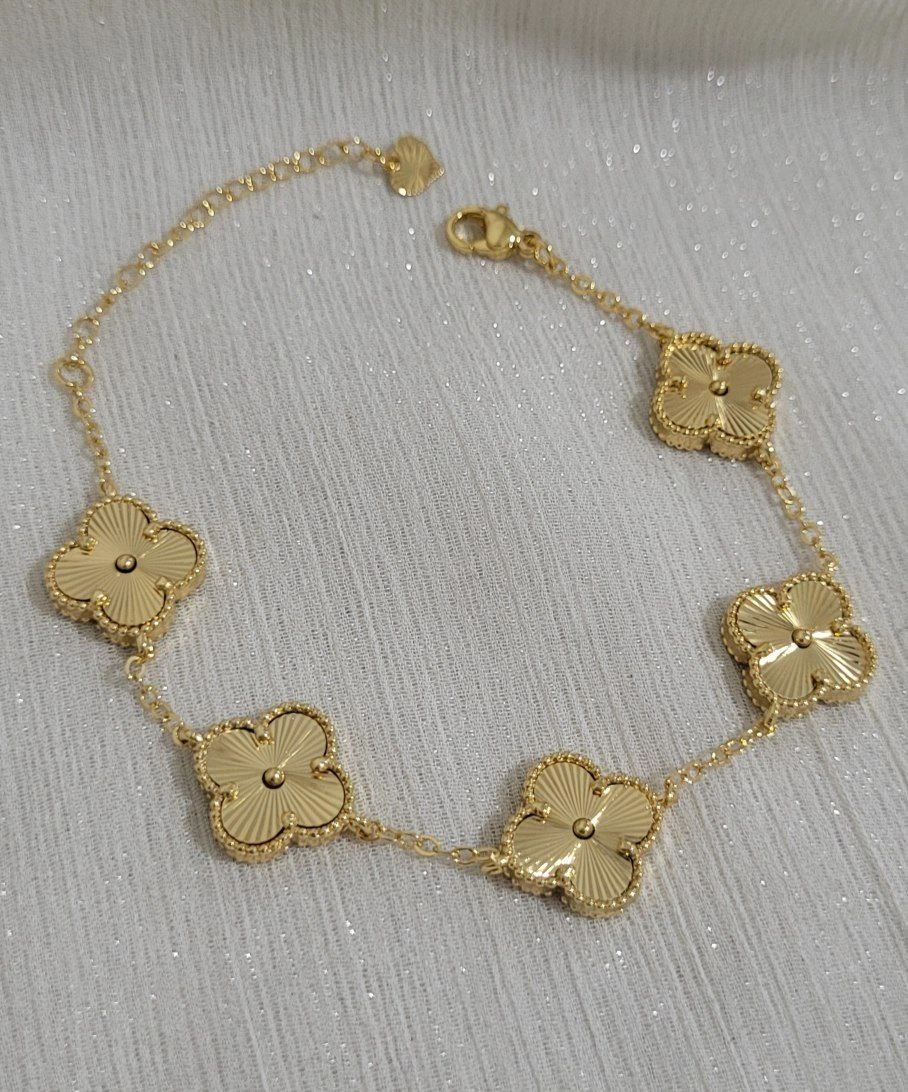 دستبند زنانه