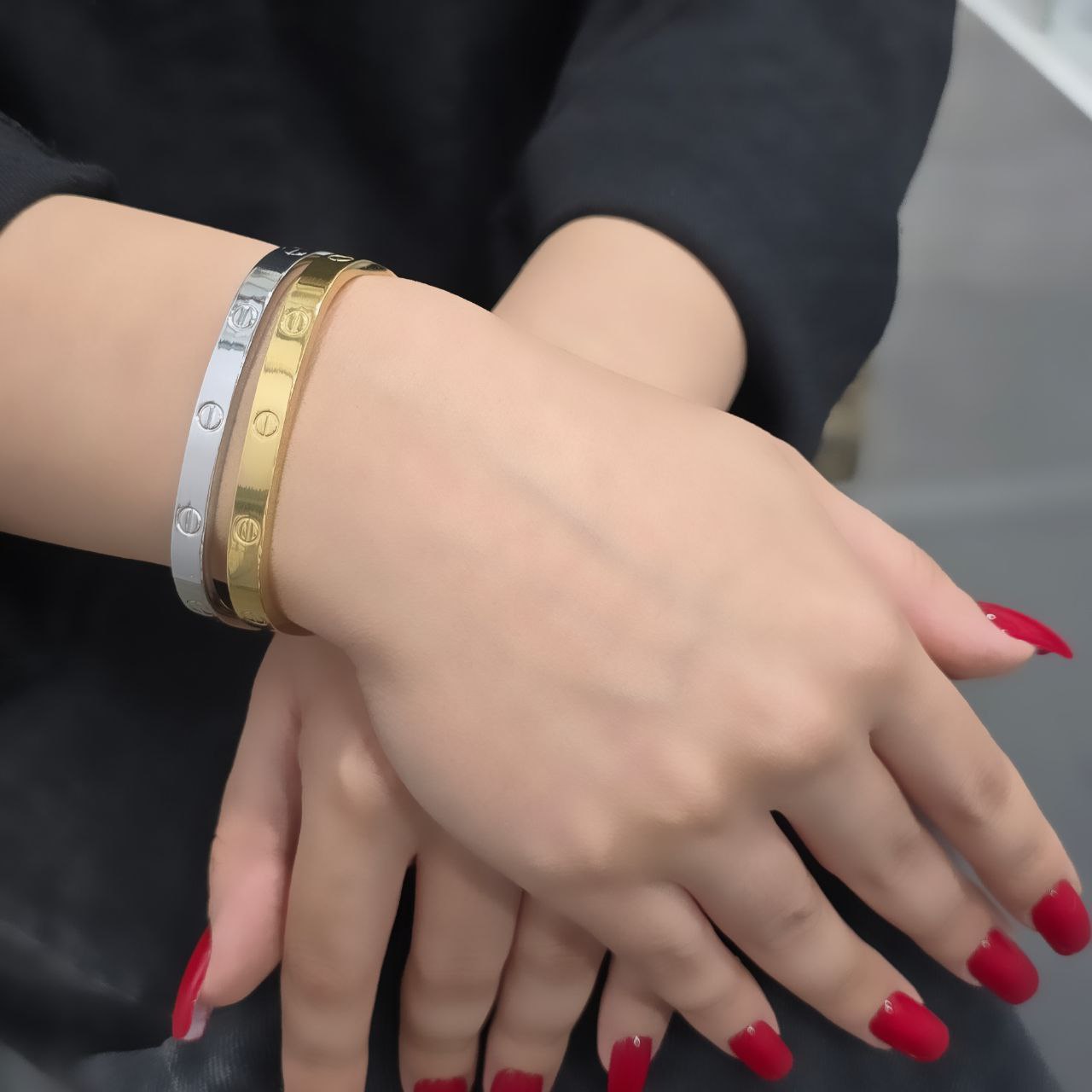 دستبند، بنگل کارتیه زنانه