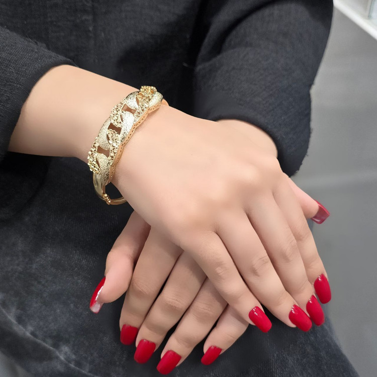 دستبند طرح طلای زنانه