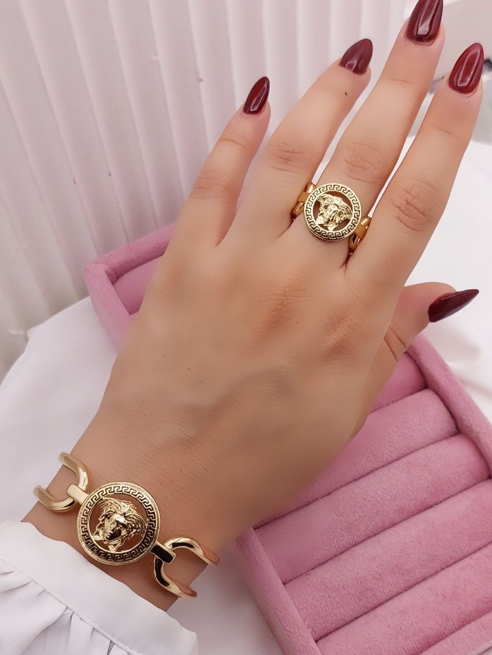 ست دستبند، انگشتر زنانه