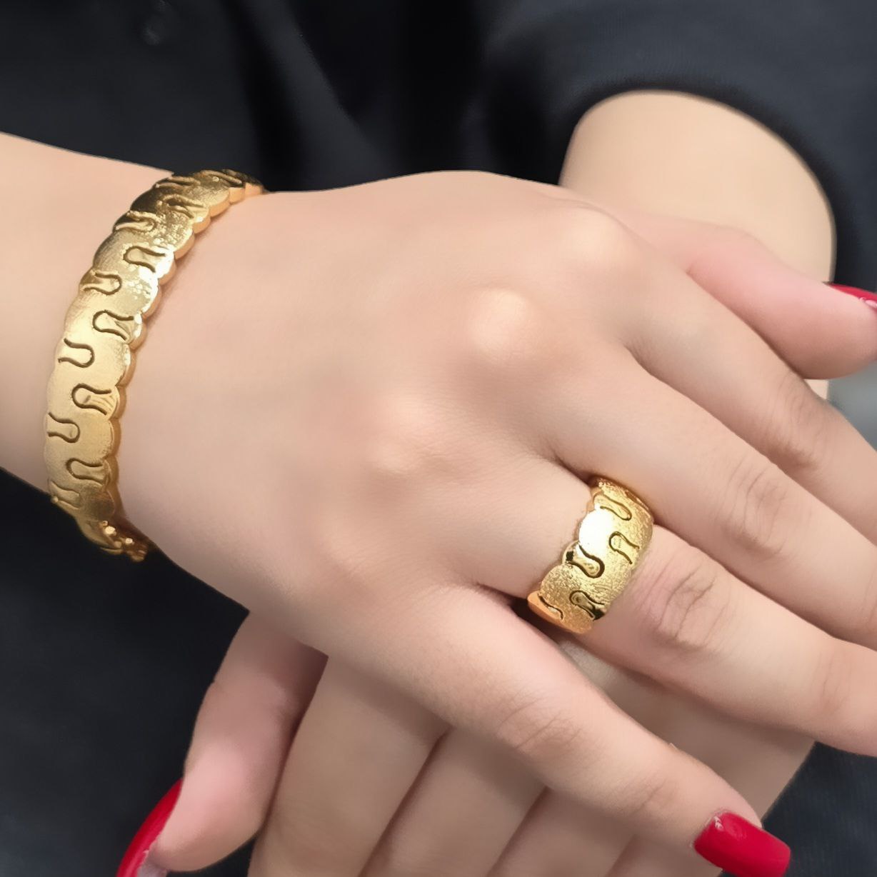 ست دستبند، انگشتر زنانه