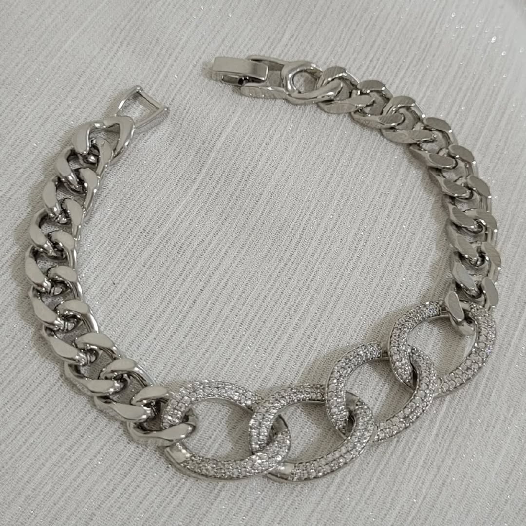 دستبند سفید زنانه