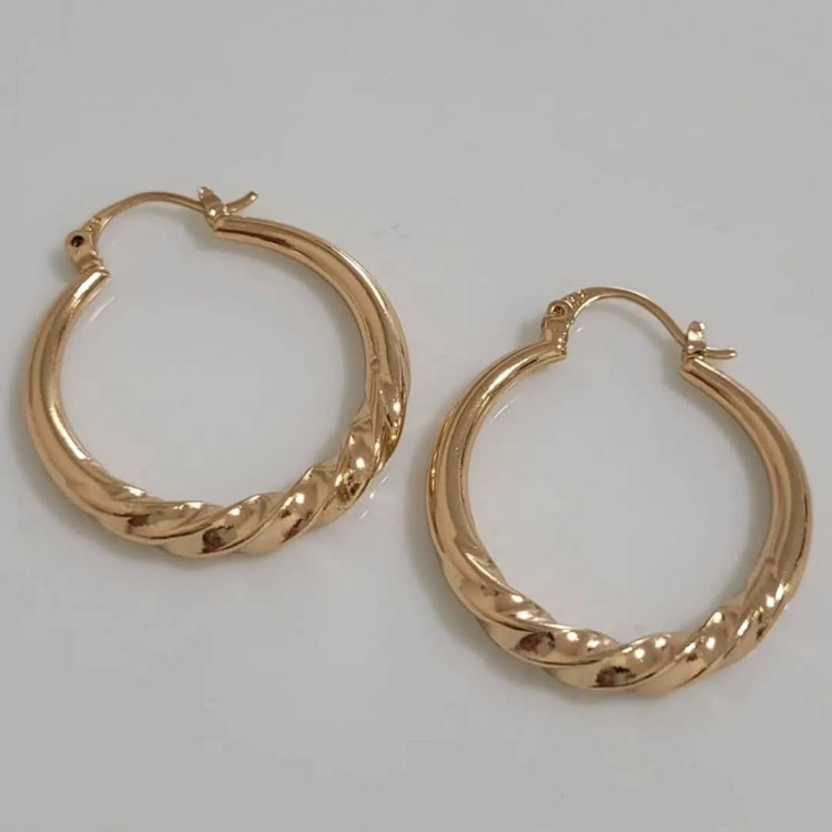 گوشواره حلقه ای زنانه