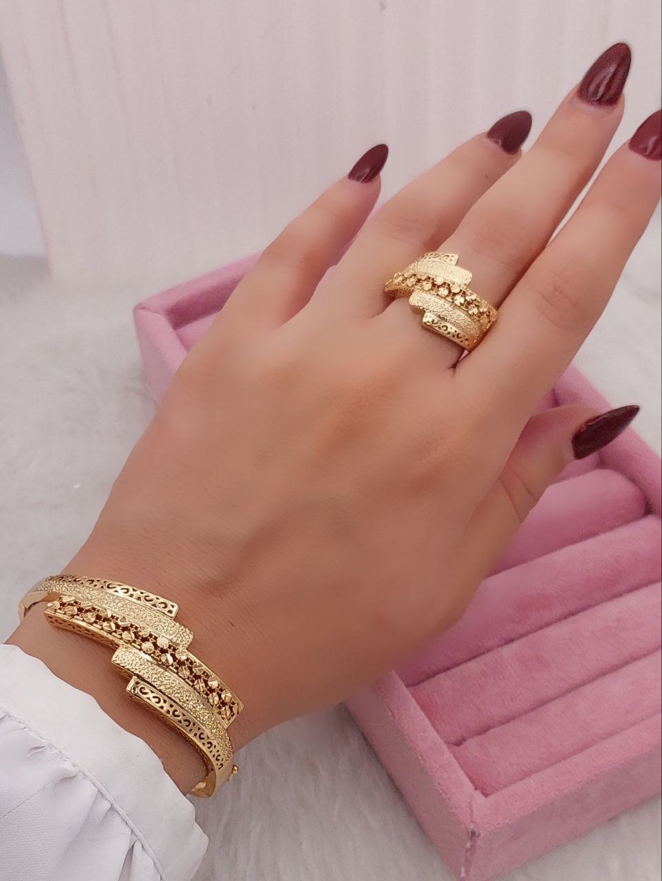 ست دستبند، انگشتر زنانه