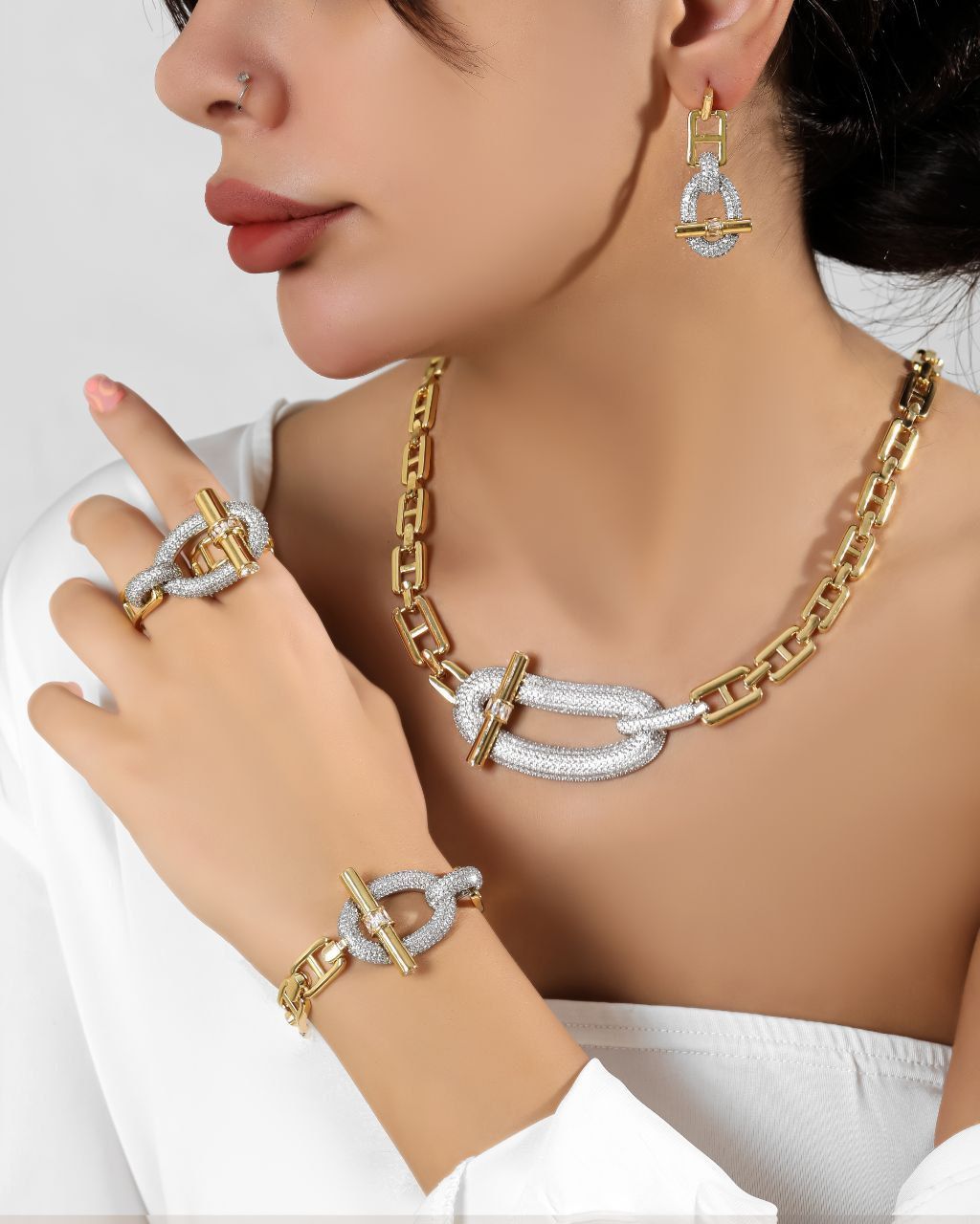 سرویس زنانه، مدل هرمس