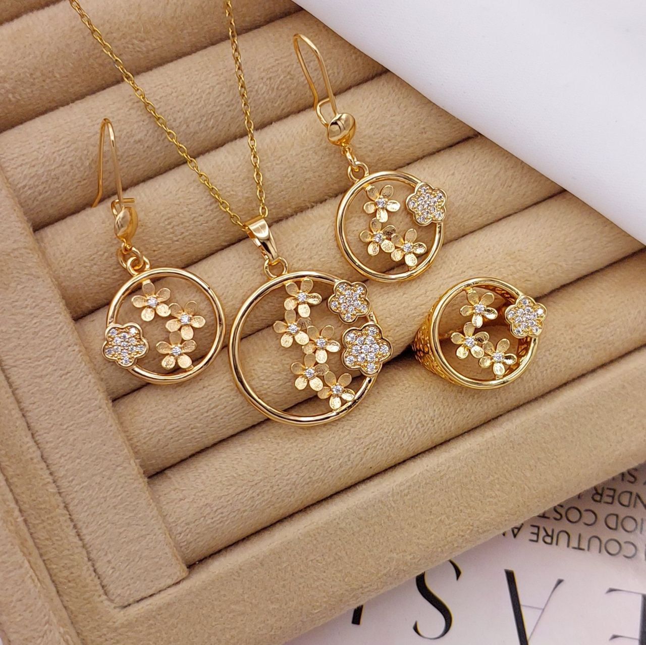 نیمست شیک زنانه