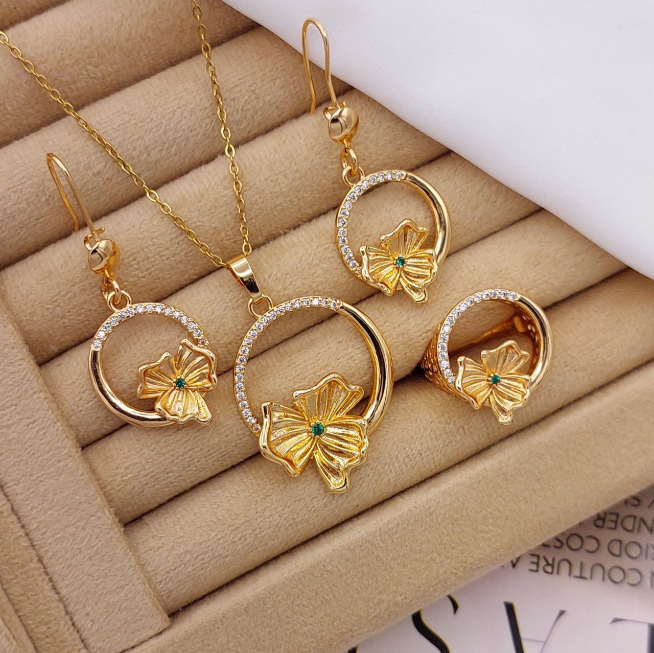 نیمست زنانه