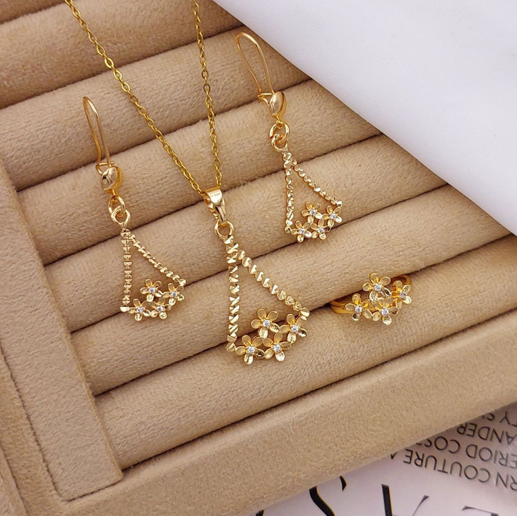 نیمست طرح طلای زنانه