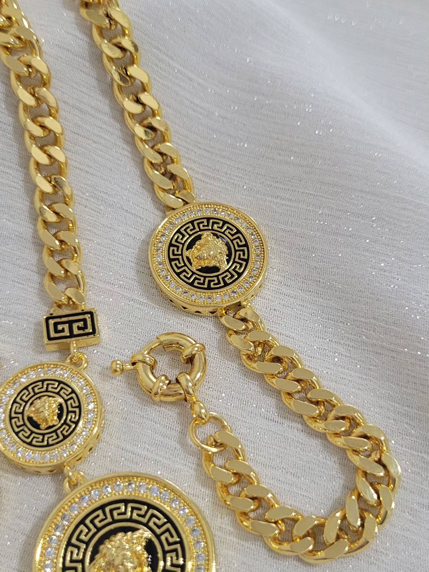 سرویس طرح طلای زنانه