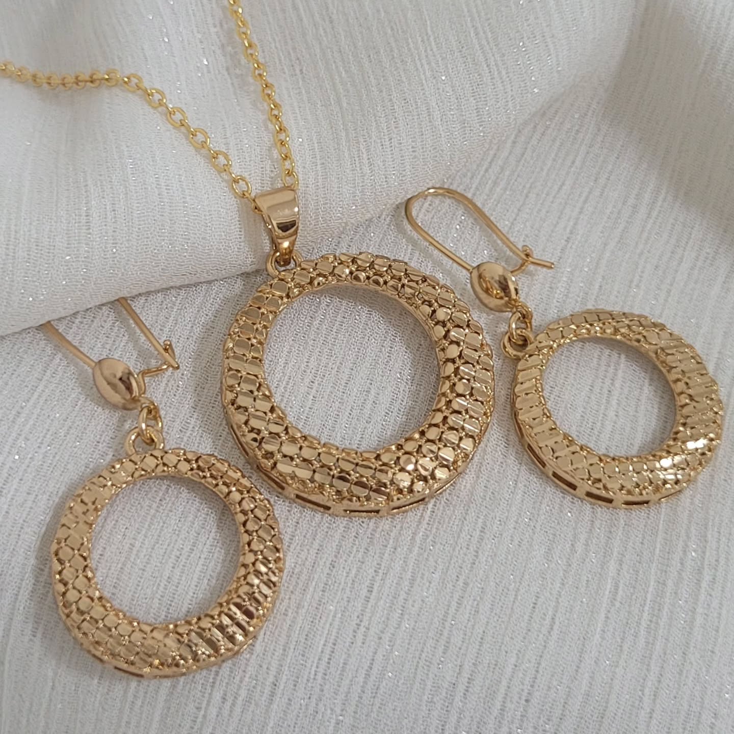 نیمست زنانه