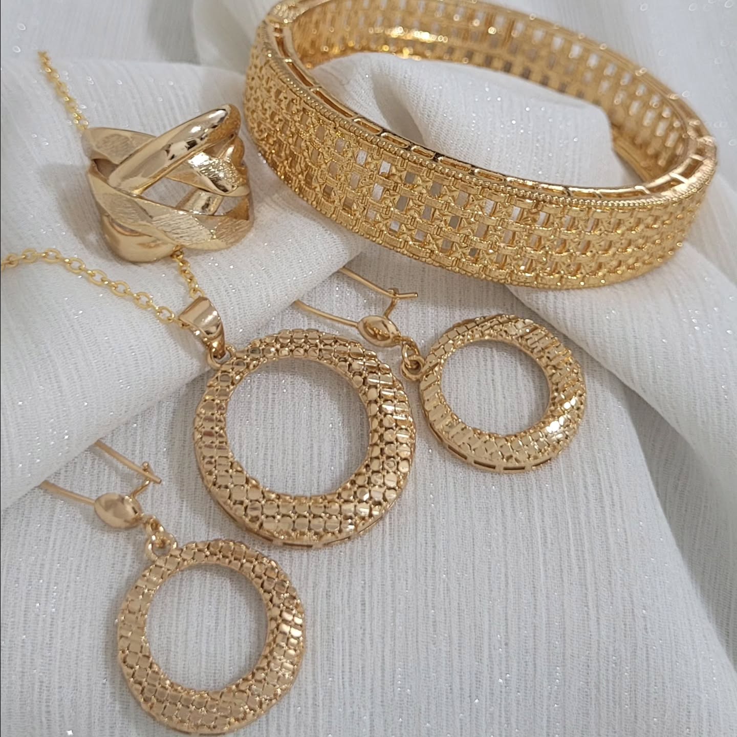 سرویس کامل زنانه