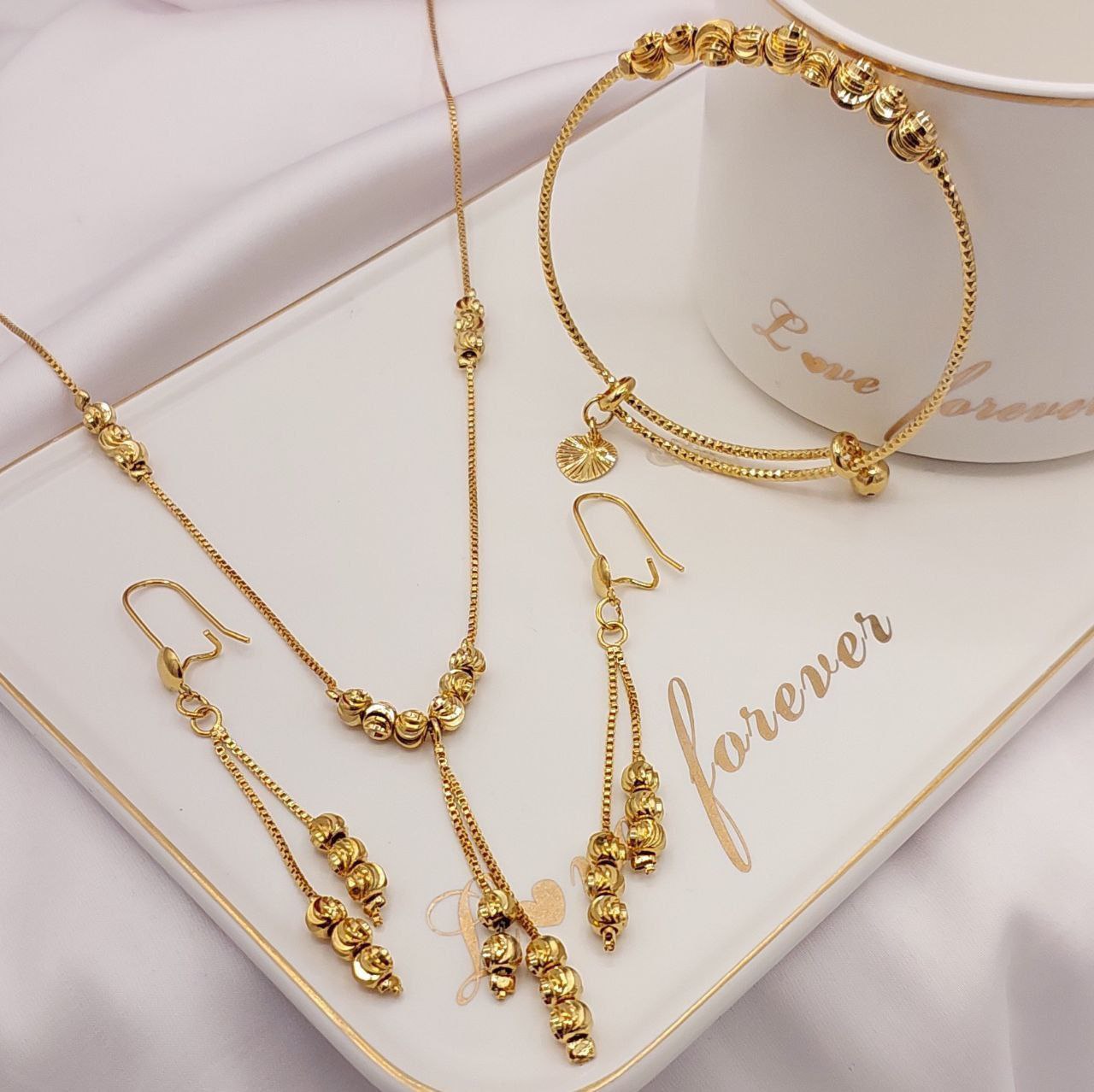 سرویس طرح طلای زنانه