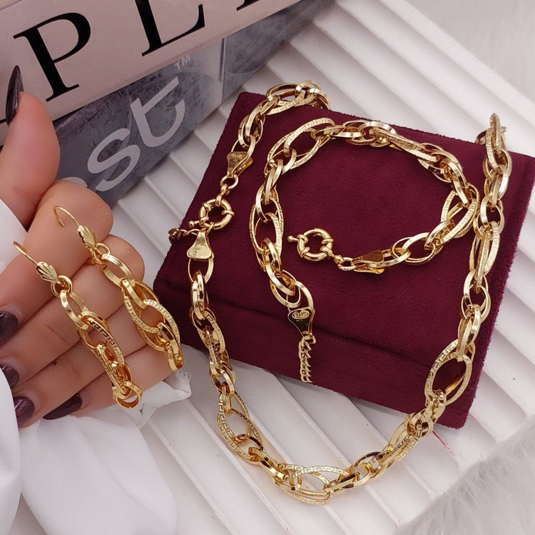 سرویس زنانه