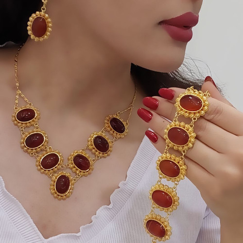 سرویس زنانه