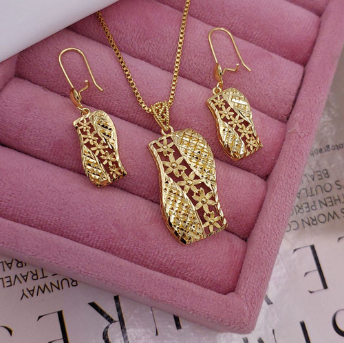 نیمست زنانه