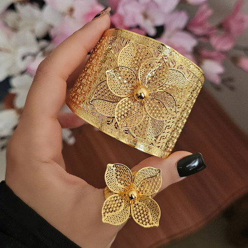 ست دستبند، انگشتر زنانه