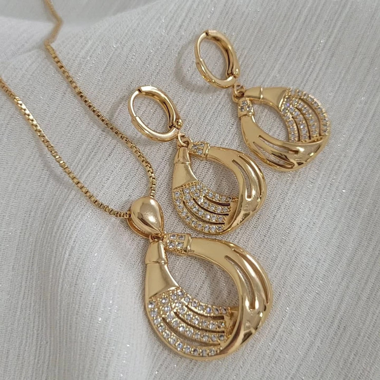 نیمست زنانه