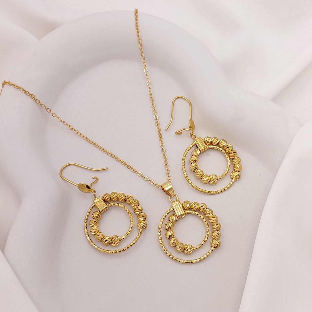 نیمست زنانه