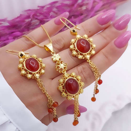 نیمست زنانه