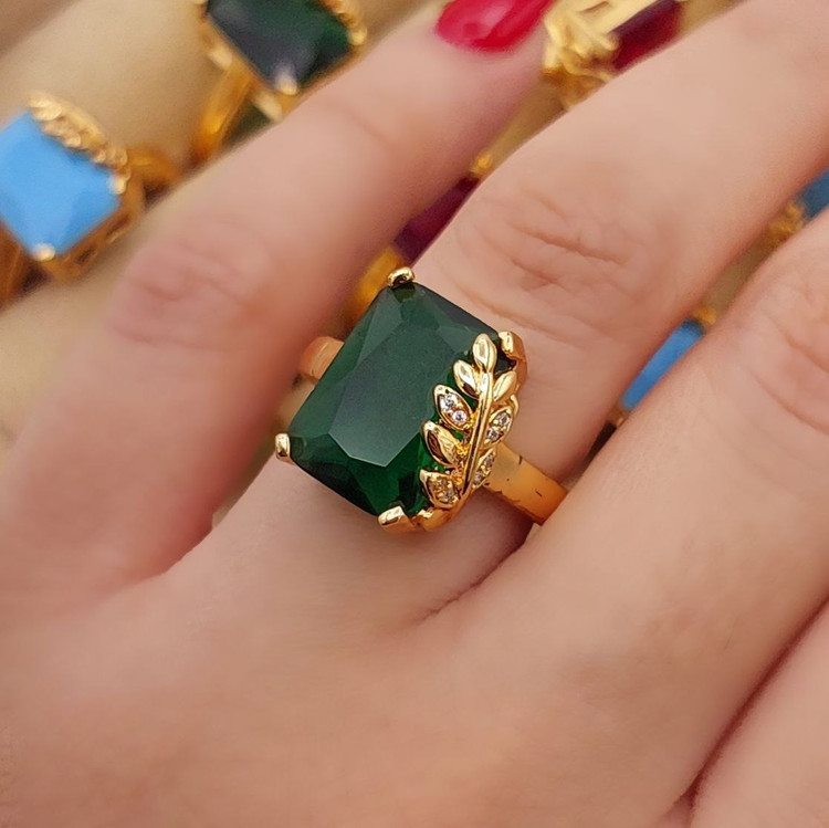 انگشتر سنگی زنانه