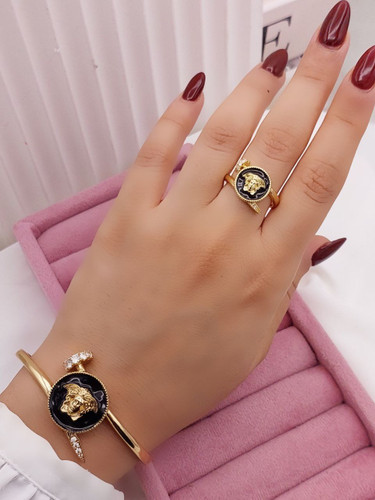 ست دستبند، انگشتر ورساچ زنانه