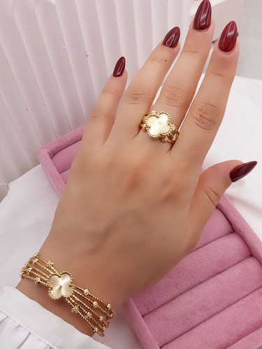 ست دستبند، انگشتر ونکلیف زنانه