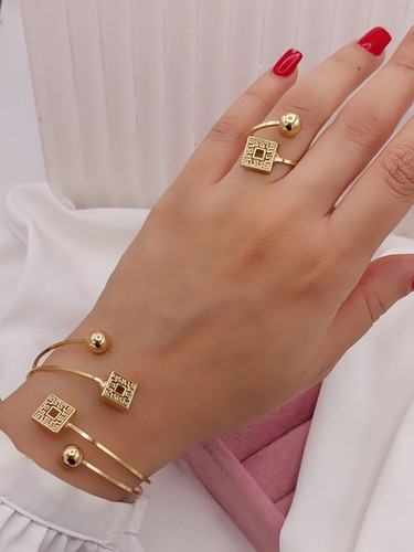 ست دستبند، انگشتر طرح طلای زنانه