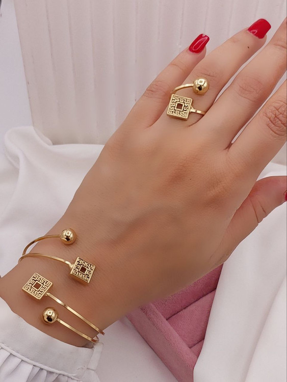 ست دستبند، انگشتر طرح طلای زنانه