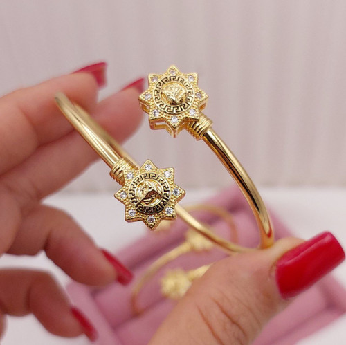 دستبند طرح طلای زنانه