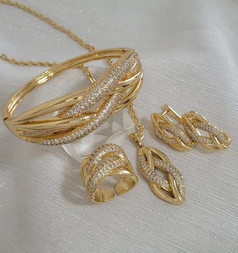 سرویس طرح طلای زنانه