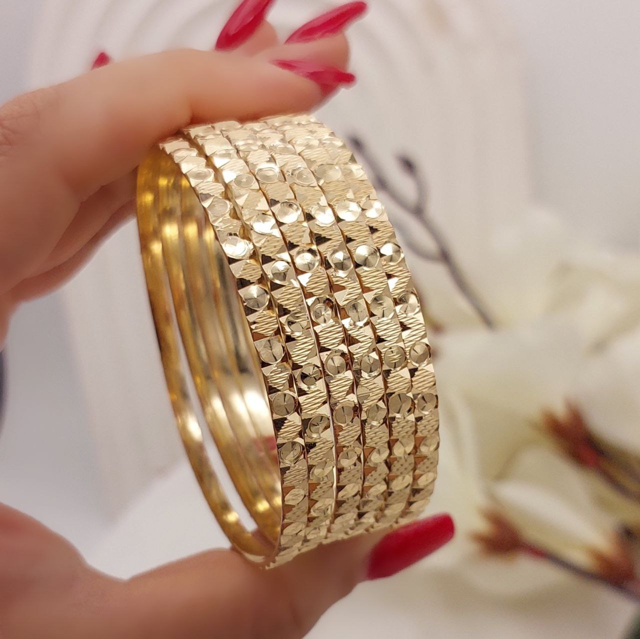 النگو طرح طلای زنانه