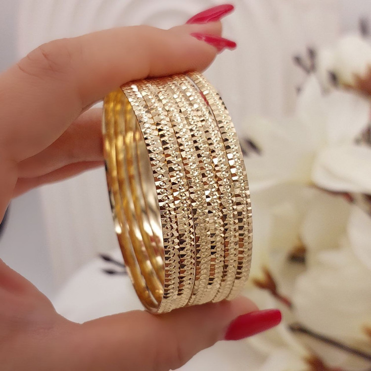 النگو طرح طلای زنانه