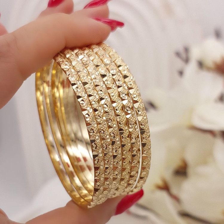 النگو طرح طلای زنانه