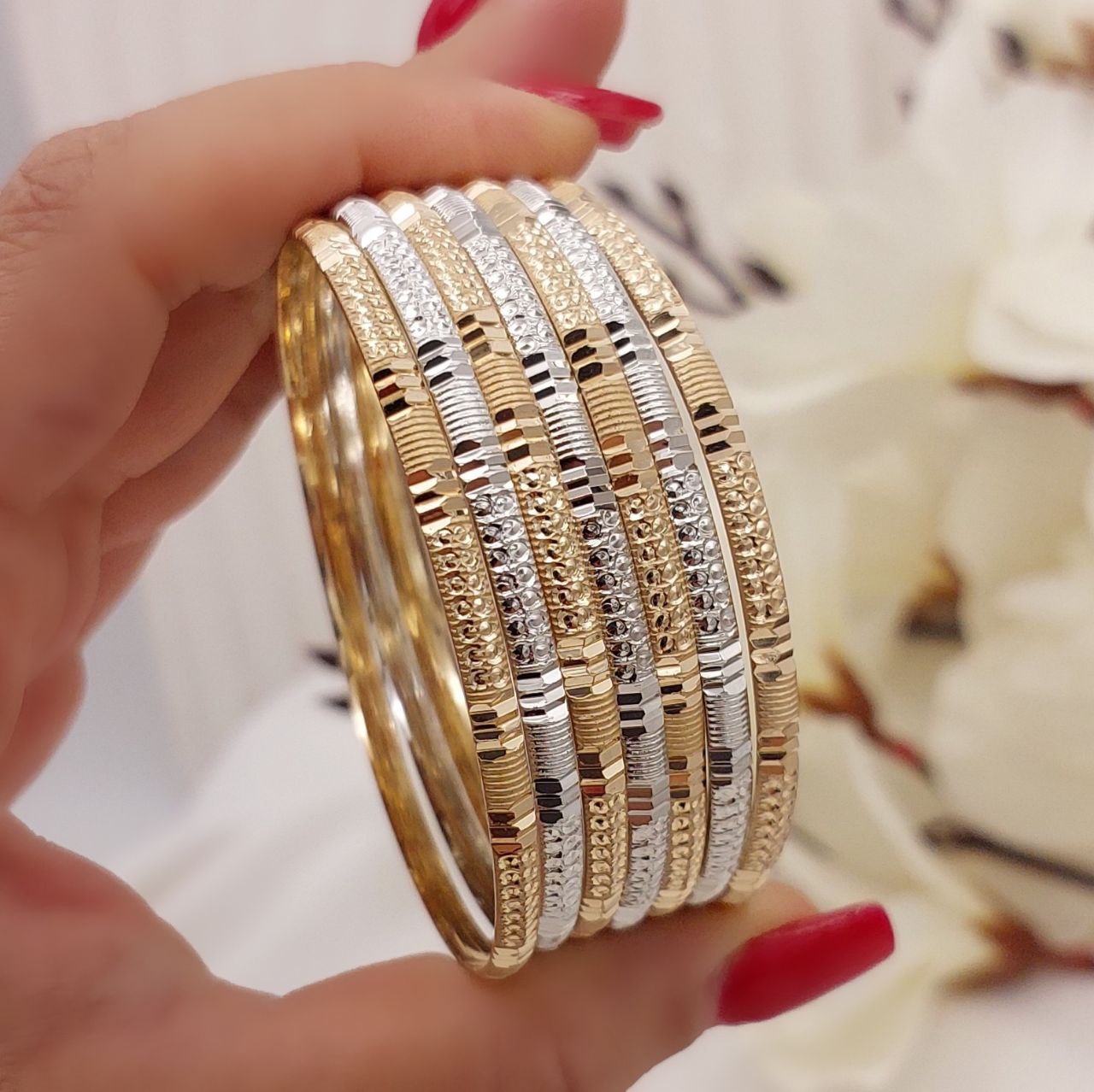 النگو طرح طلای زنانه