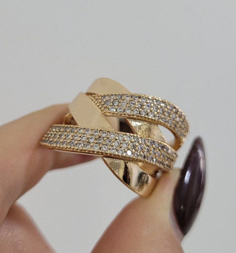 انگشتر طرح طلای زنانه