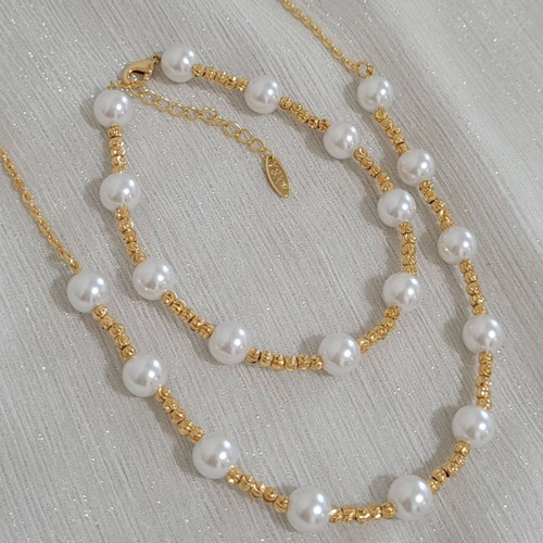 نیمست زنانه